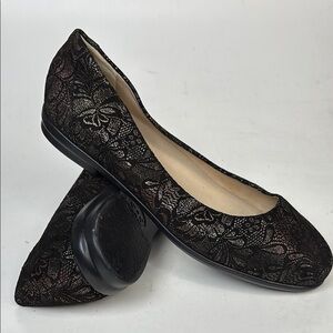 SAS scenic Ballet Flat size 9